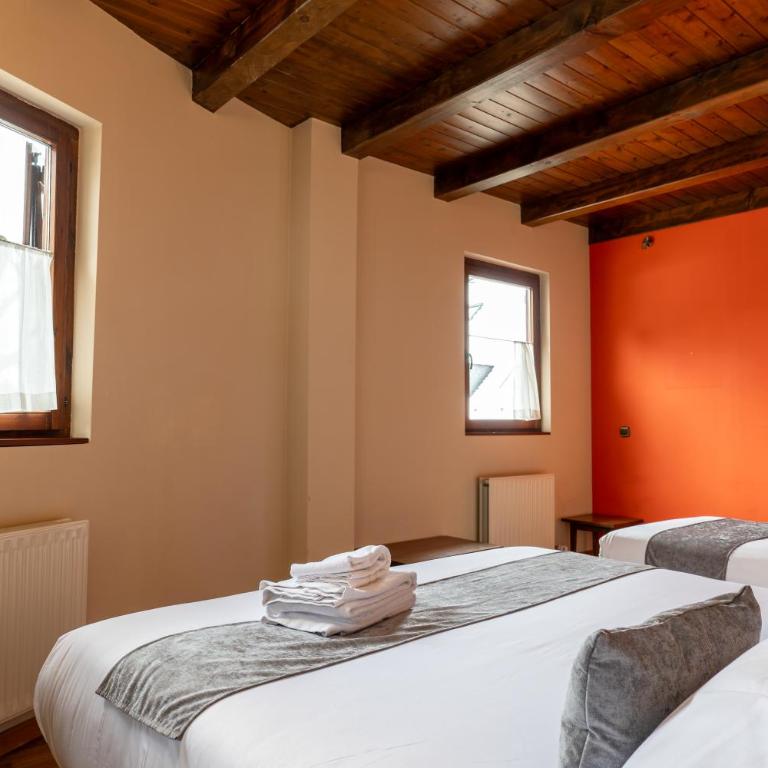 Hotel Nau Iori - Habitación Triple - 3