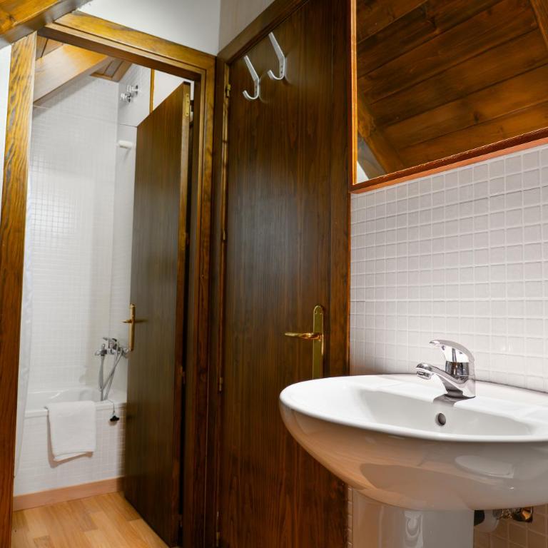 Hotel Nau Iori - Suite - 4