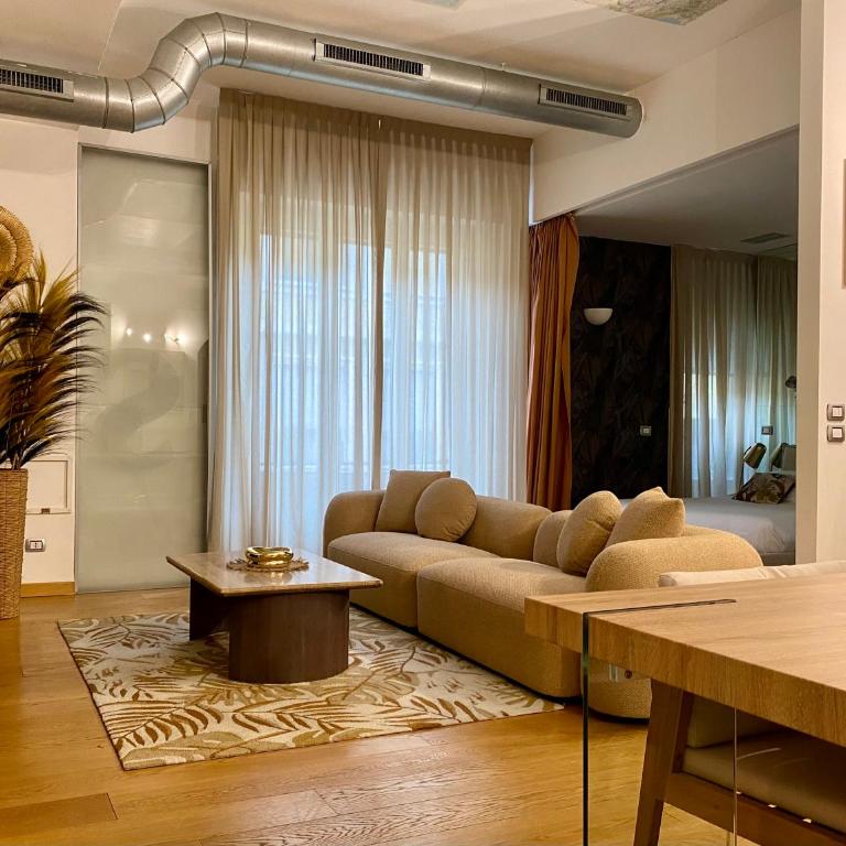 INTOMILAN I Elegant Apartments in Duomo - Loft - 1