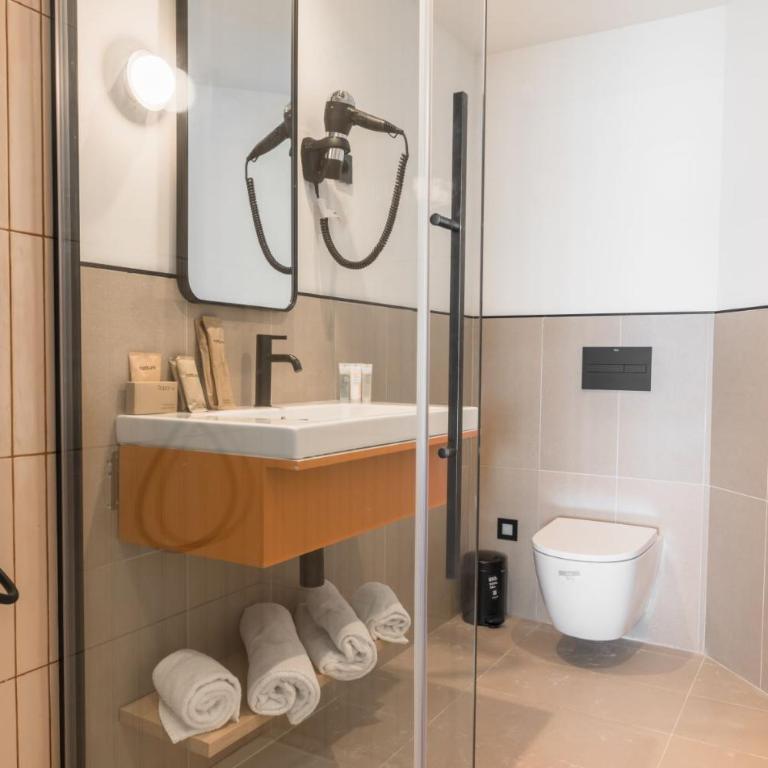 Akquaaa Boutique Hotel - Habitación Doble con balcón - 1 o 2 camas - 7