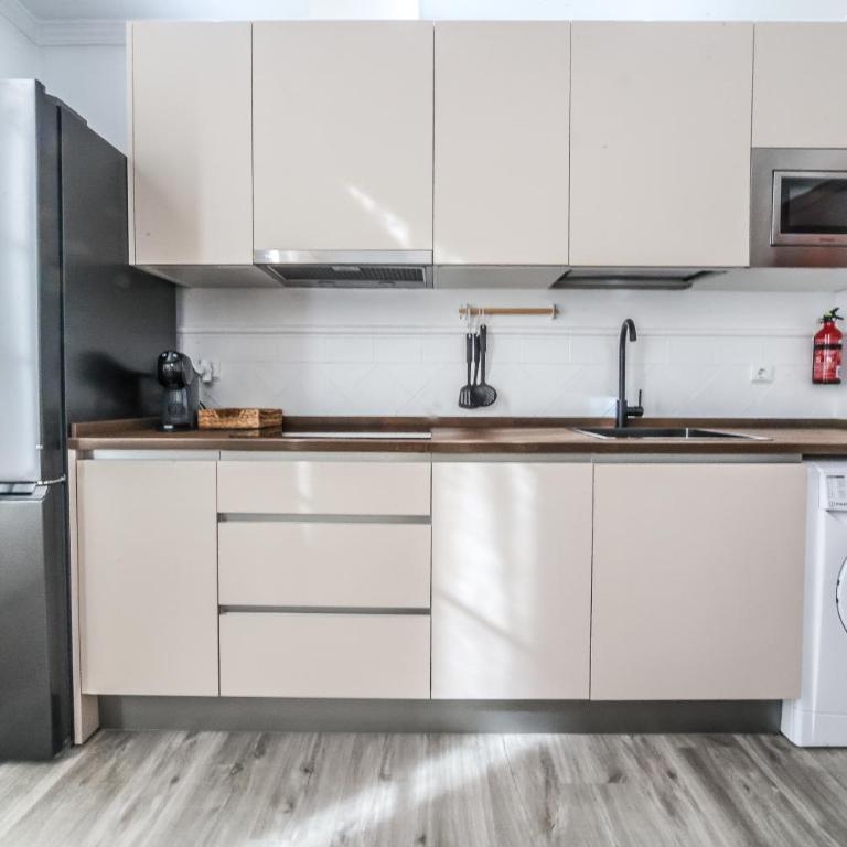 Cozy 1BR Picasso By Easytrip - Apartamento de 1 dormitorio - 7