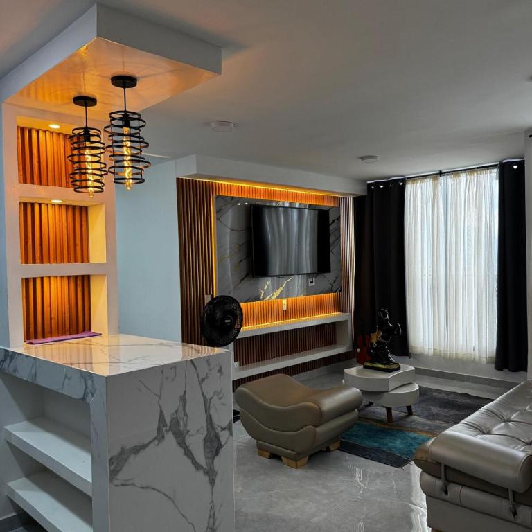 Apto Premium Ibagué lujoso, moderno y bien ubicado - Three-Bedroom Apartment - 9
