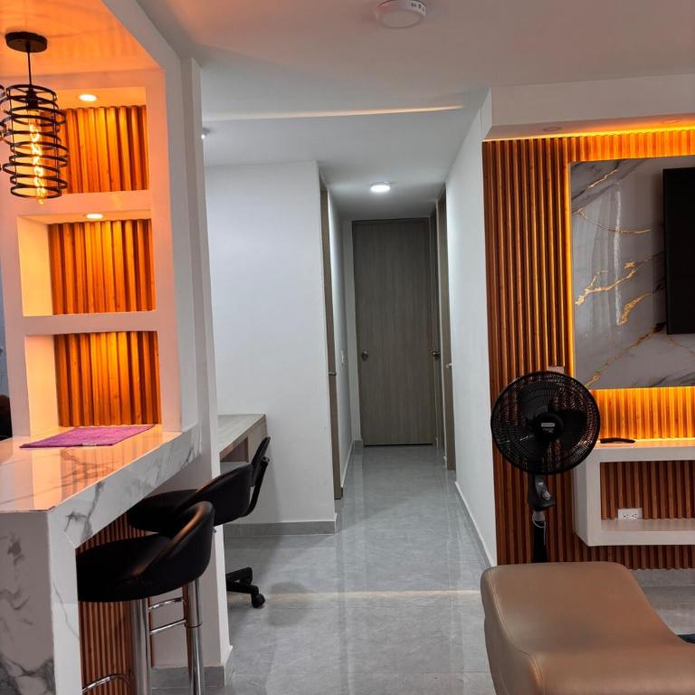 Apto Premium Ibagué lujoso, moderno y bien ubicado - Three-Bedroom Apartment - 8