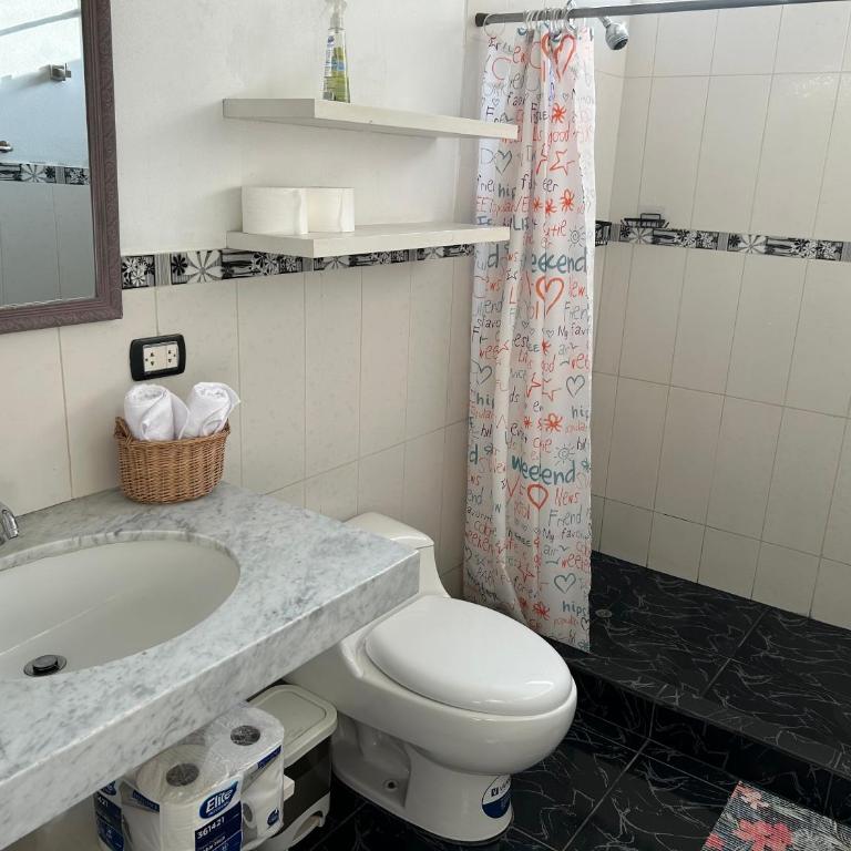 Casa de Campo en Cieneguilla con Piscina - Three-Bedroom House - 23