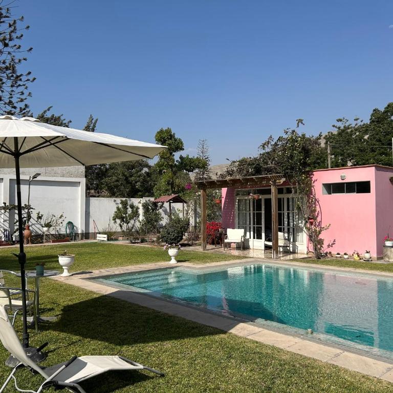 Casa de Campo en Cieneguilla con Piscina - Three-Bedroom House - 30