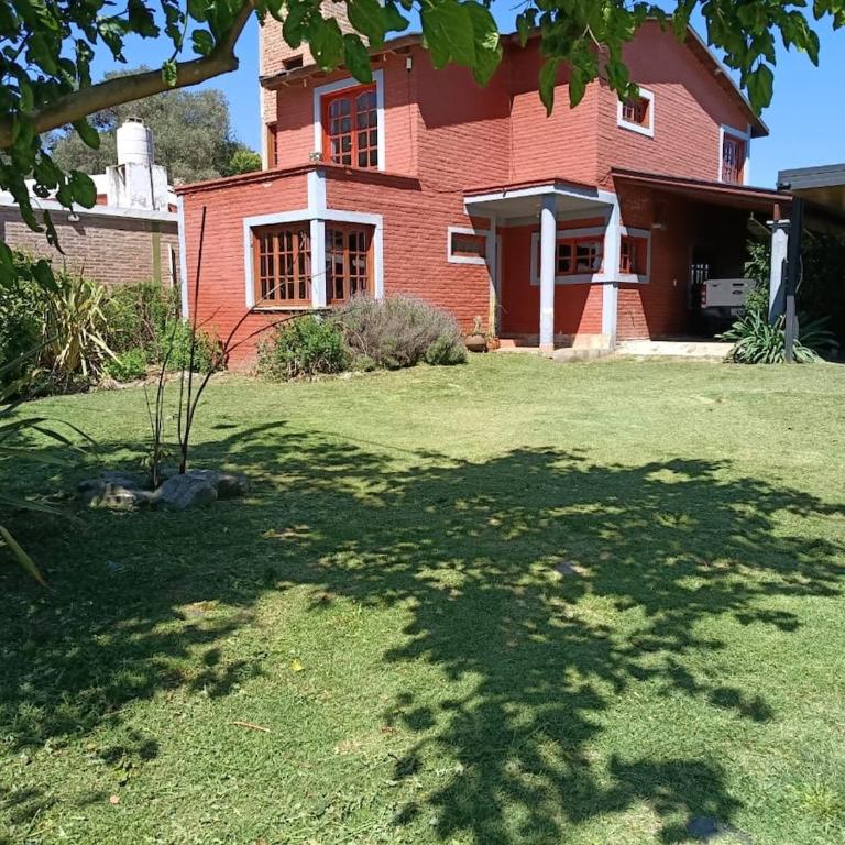 Altos de ensueños - Four-Bedroom House - 8
