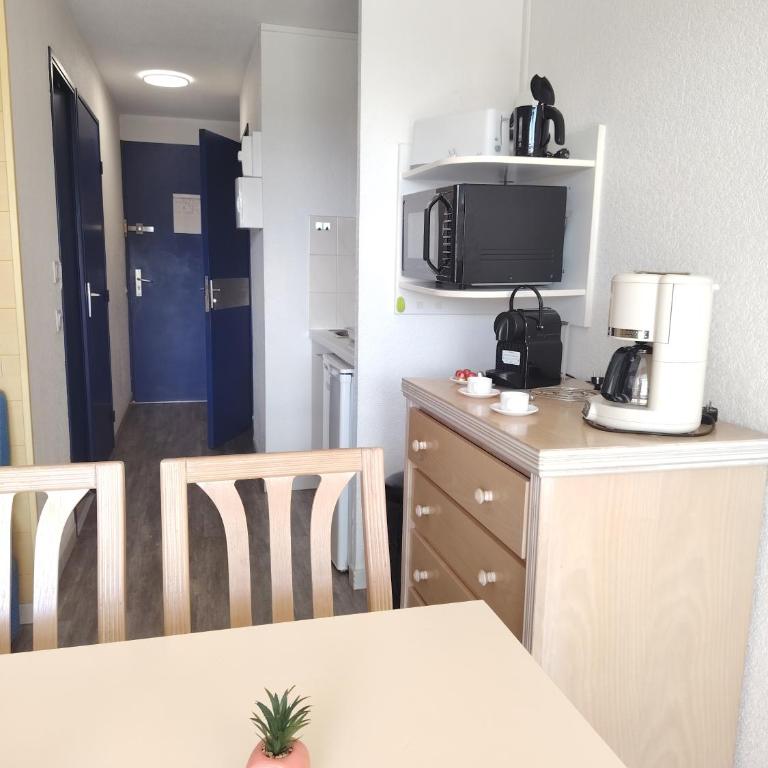 Les Hauts de Balaruc - CURE THERMALE - Apartment mit Poolblick - 6