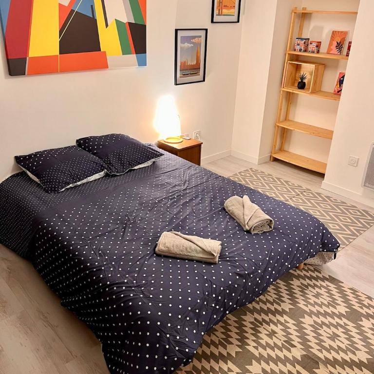Loft jacuzzi à 8 min des Grands Buffets et du centre-ville - Appartamento Loft con 2 Camere da Letto - 9
