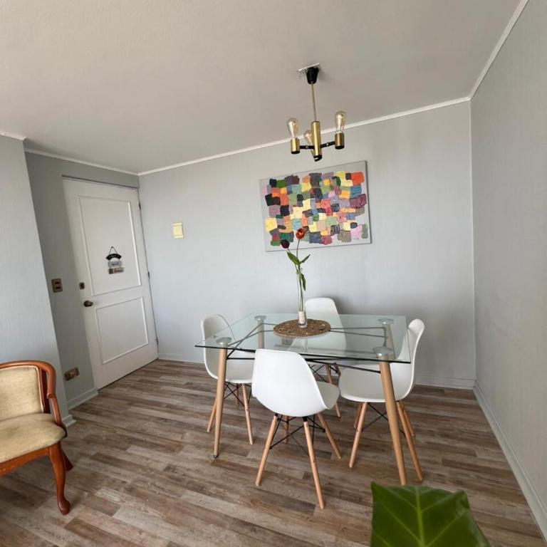 Vista al mar a pasos de la USM Valparaíso - Three-Bedroom Apartment - 24