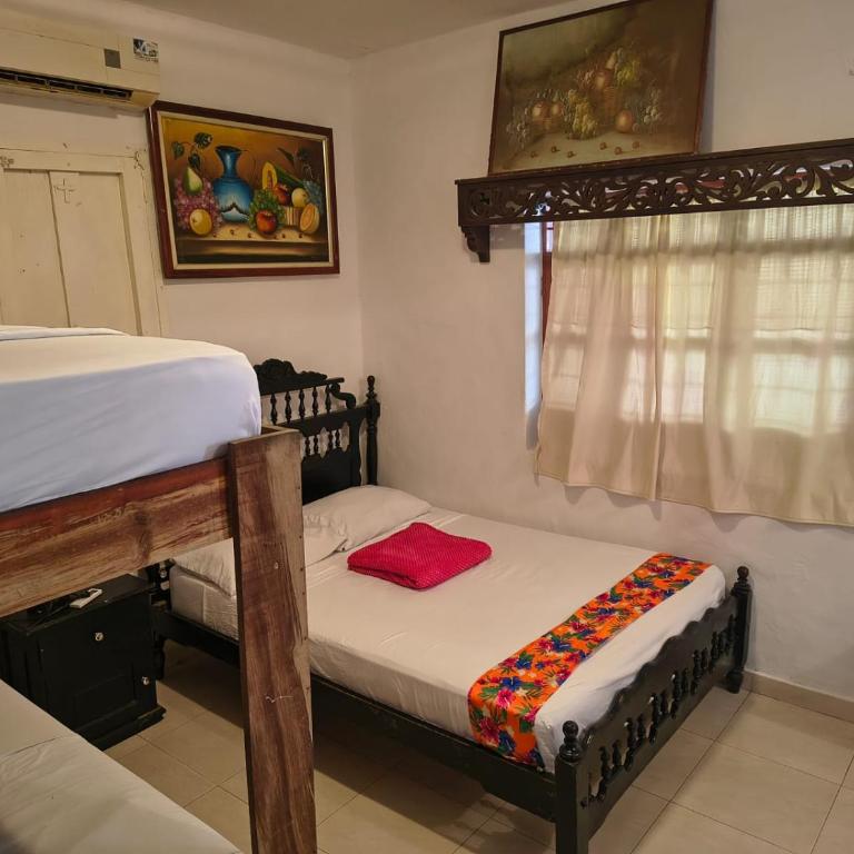 Hotel Eco Point - Habitación Familiar - 2