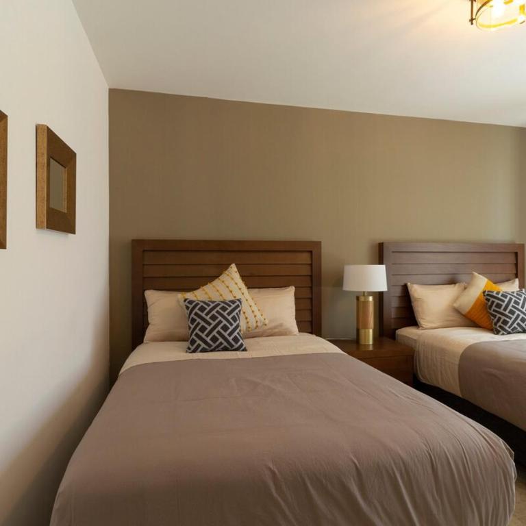 Relájate en un oasis en el corazón de San Miguel - Two-Bedroom Apartment with Terrace - 14