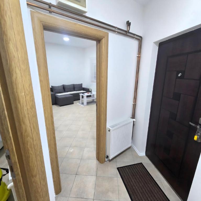 Iskra Apartment 2 - One-Bedroom Apartment - 5