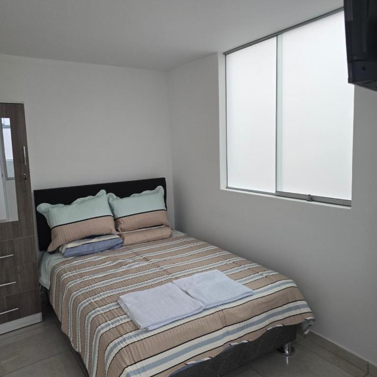 Airport City Apartment Belaunde - One-Bedroom Apartment - 2