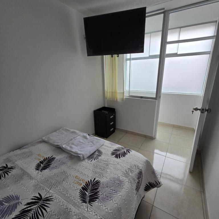 Airport City Apartment Belaunde - One-Bedroom Apartment - 8
