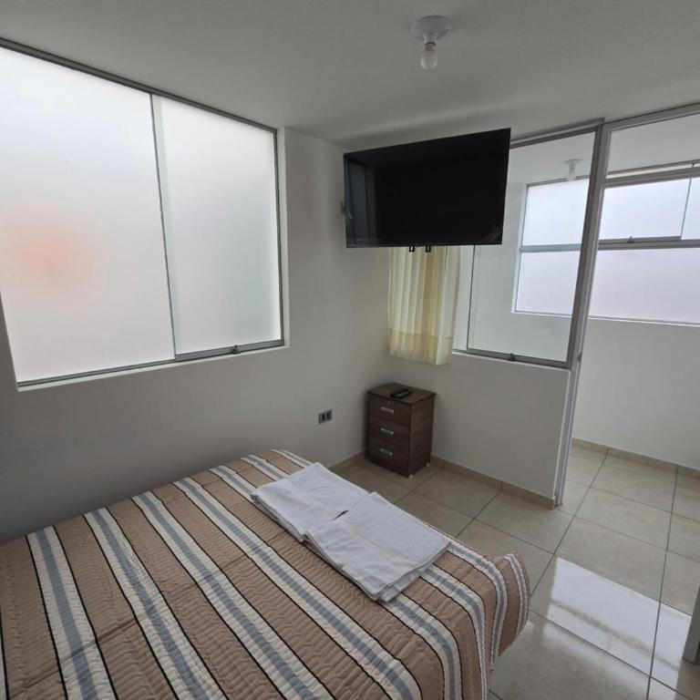 Airport City Apartment Belaunde - One-Bedroom Apartment - 12