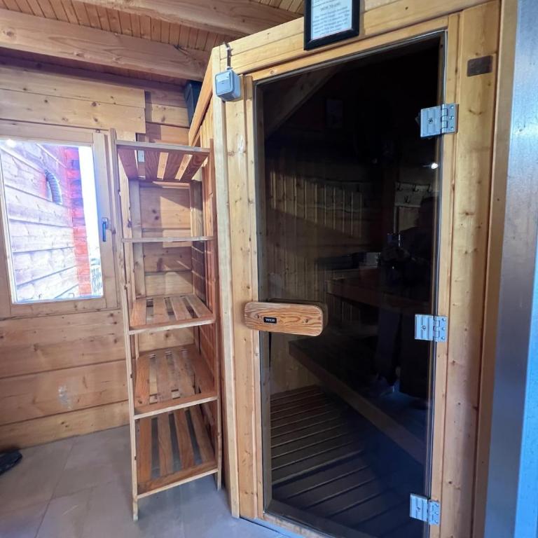 Beautiful spacious chalet 15 people ALPE d'Huzes et Tour de France - Chalet - 5