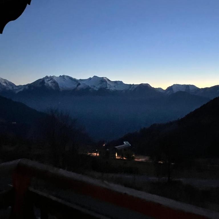 Beautiful spacious chalet 15 people ALPE d'Huzes et Tour de France - Chalet - 35