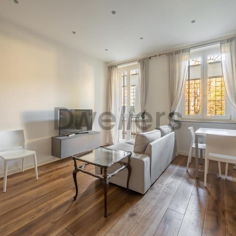 Sant Ambroeus Apartments - Apartment with Balcony - 7