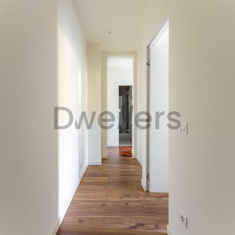 Sant Ambroeus Apartments - Apartment with Balcony - 9