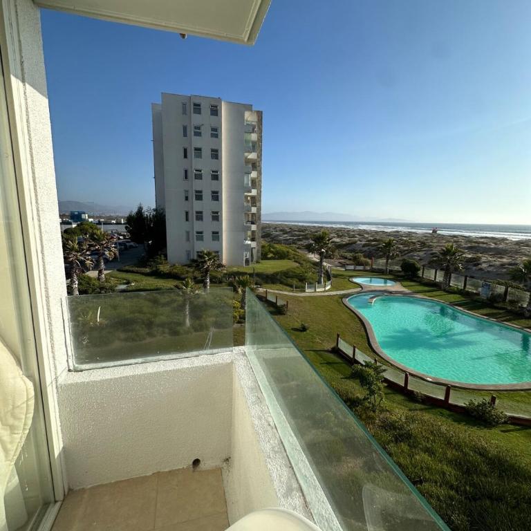 Maravilloso Serena Golf - Three-Bedroom Apartment with Water View - 1