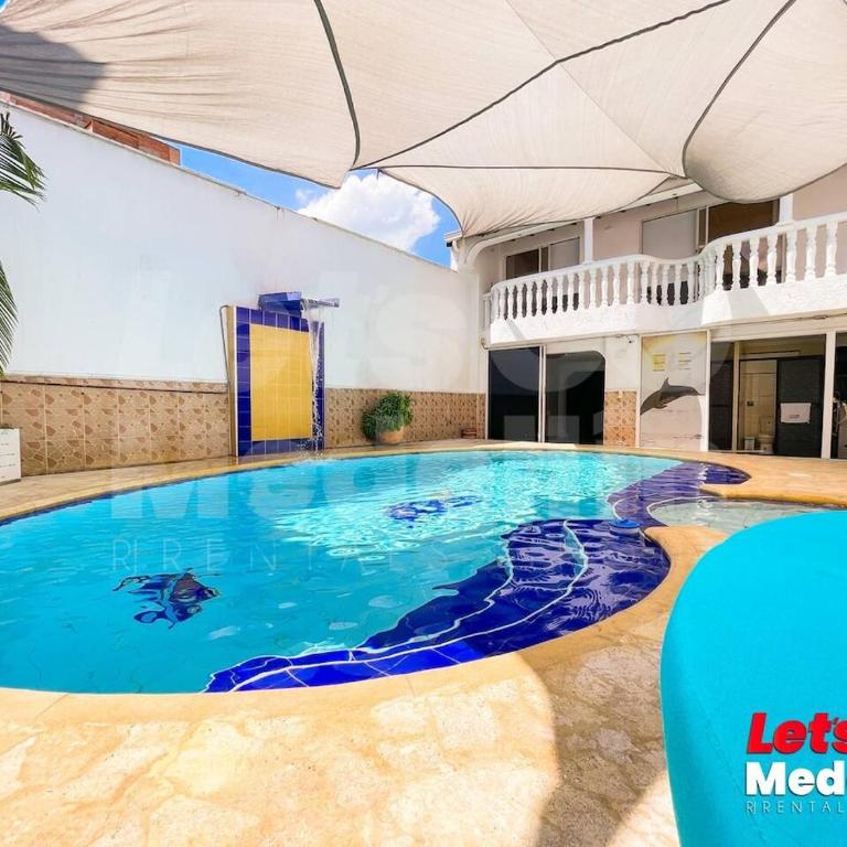 Alojamiento en Medellín con piscina y jacuzzi privados - VIC by Lets Go - Five-Bedroom House - 1