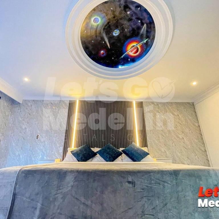 Alojamiento en Medellín con piscina y jacuzzi privados - VIC by Lets Go - Five-Bedroom House - 40