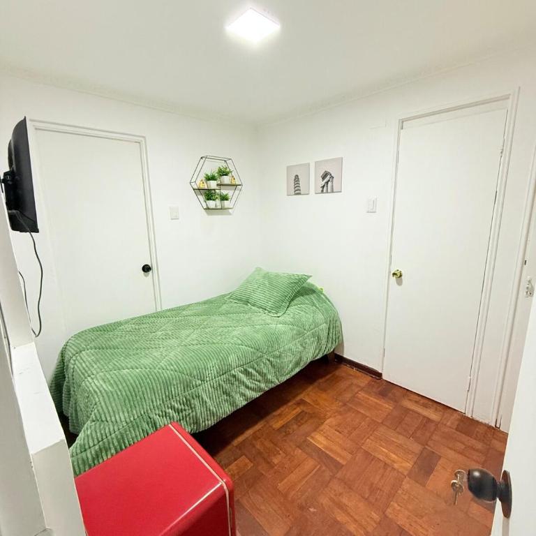 Casa Las Condes, steps from Manquehue Metro - Three-Bedroom House - 7