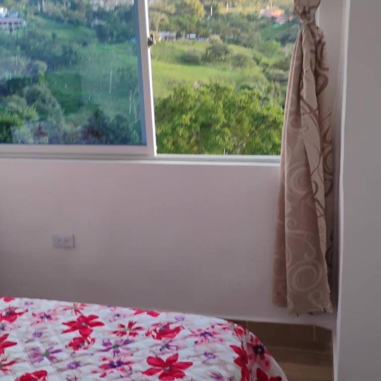 Apto Privado - Quinta Divina Providencia - Two-Bedroom Apartment with Pool View - 2