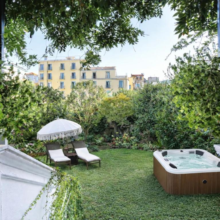 Villa Lalen Sorrento Private Luxury Residence with Garden, Terrace & Jacuzzi - Two-Bedroom Townhouse - 17