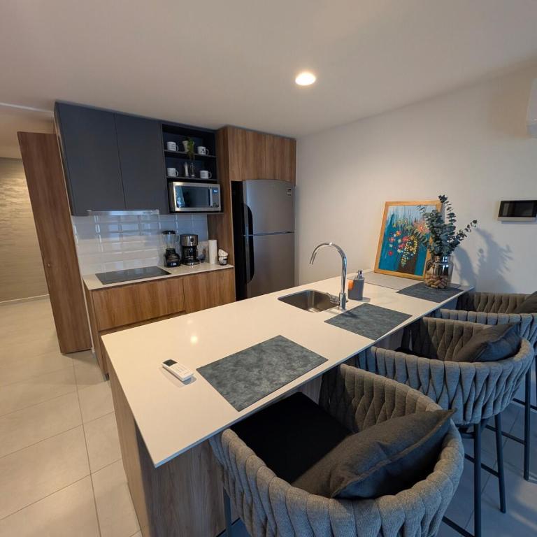 Cozy apartment in Colonia Americana - Two-Bedroom Apartment - 16