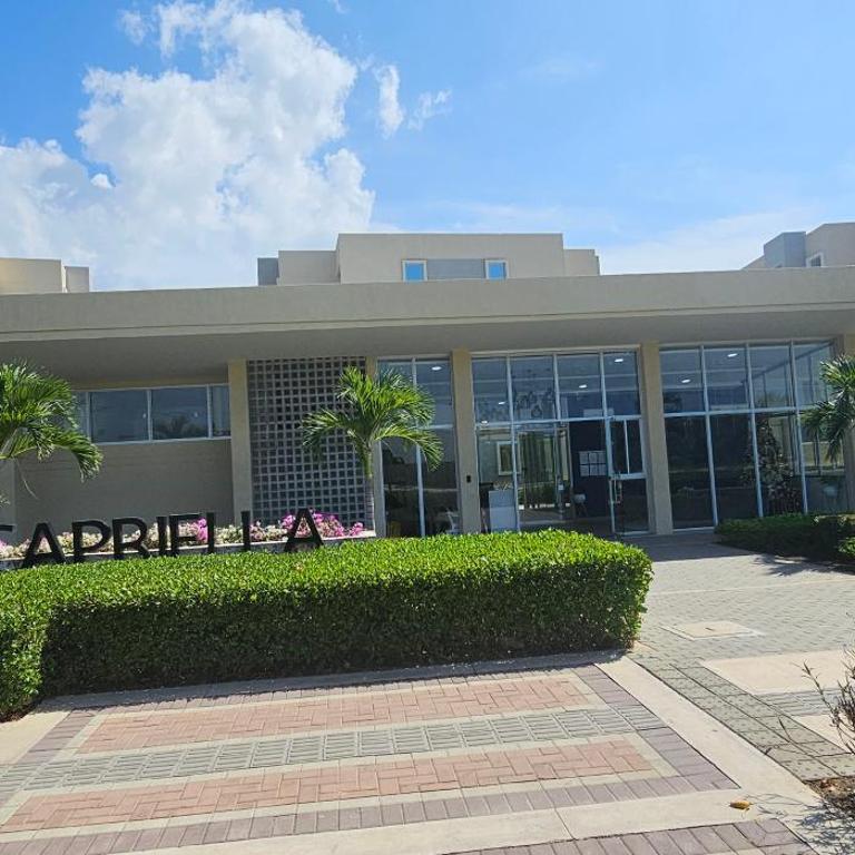 Modern apt in Cartagena with pool and beach access - Three-Bedroom Apartment - 28
