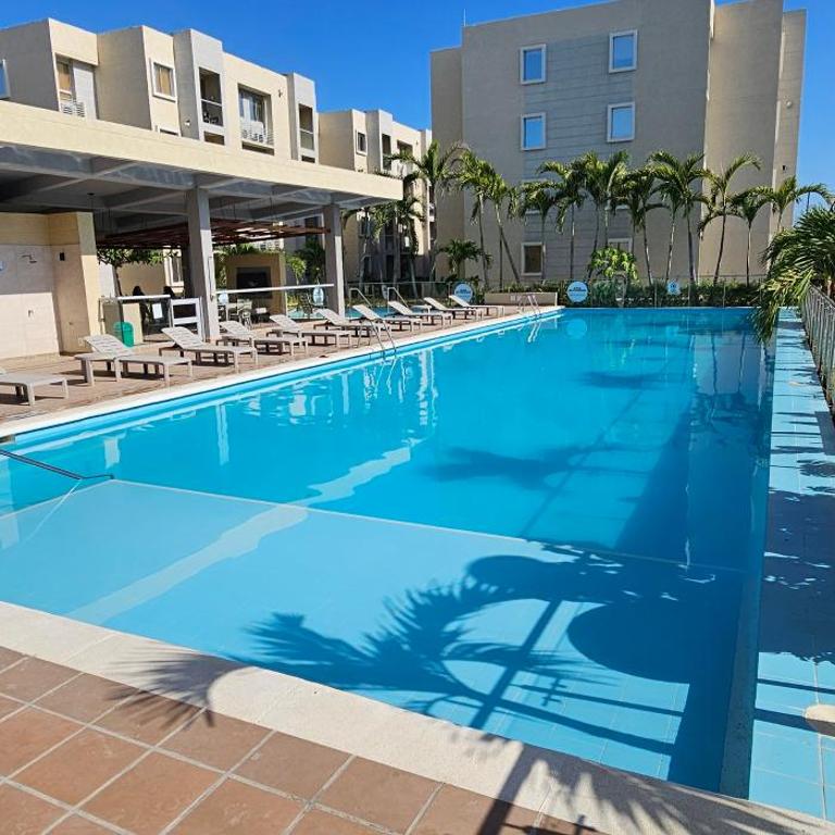 Modern apt in Cartagena with pool and beach access - Three-Bedroom Apartment - 30