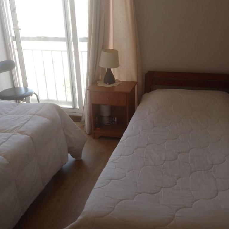 Alojamiento Turístico Nacionales Estranjeros "Piso Compartido Habitación Privada en Departamento Compartido Shared Apartment - Double Room - 1