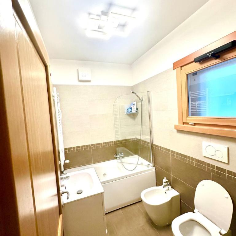 Colle dei Pini Apartment near Vatican - Two-Bedroom Apartment - 16