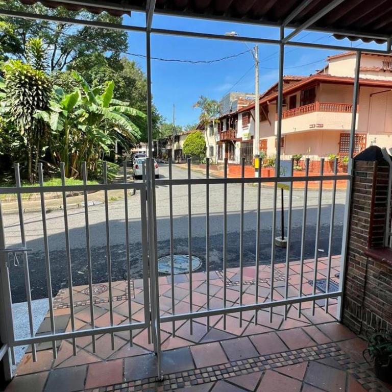 Ideal apartment, view, park and key location - One-Bedroom Apartment - 13