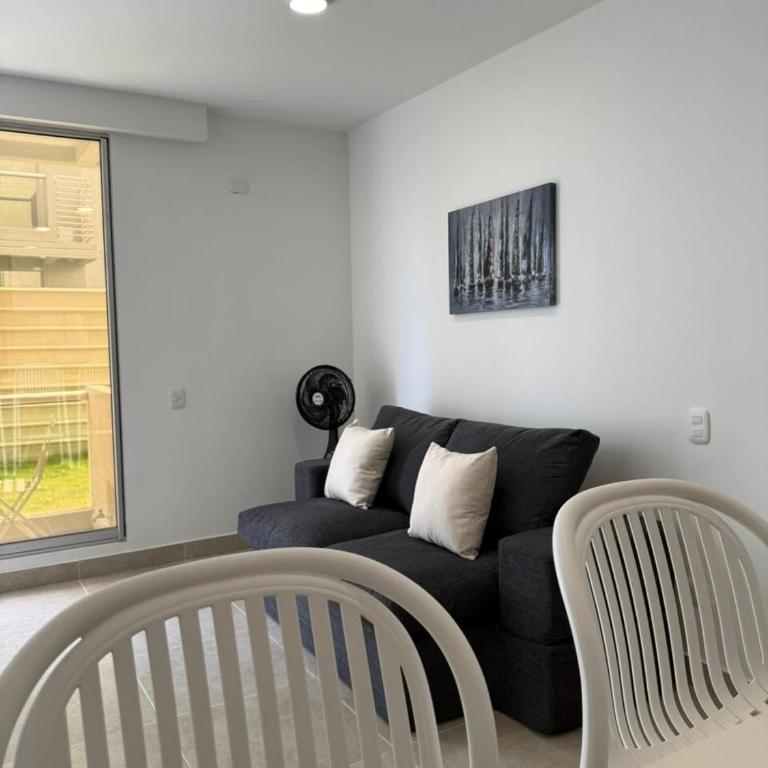 A pasos de playa privada Serena del Mar Cartagena - Three-Bedroom Apartment - 14