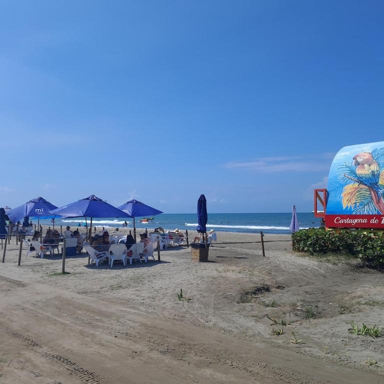 A pasos de playa privada Serena del Mar Cartagena - Three-Bedroom Apartment - 23