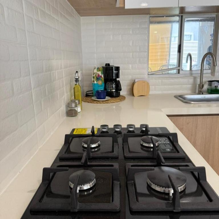 A pasos de playa privada Serena del Mar Cartagena - Three-Bedroom Apartment - 31