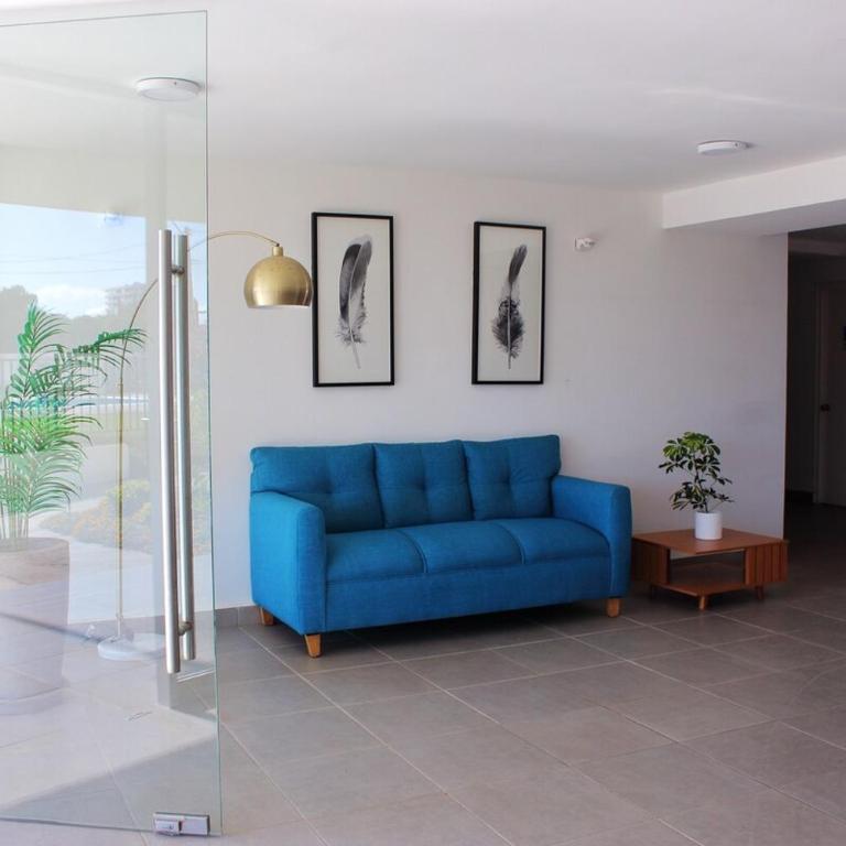 Dpto primer piso con vista a la piscina cerca del Faro - Two-Bedroom Apartment - 6