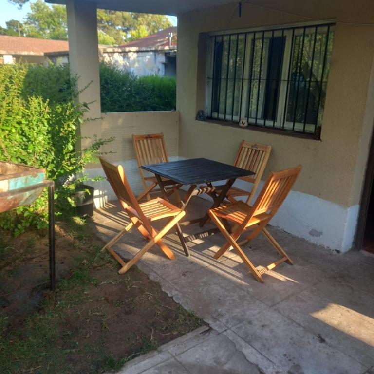 Casa Pinamar - Casa de 2 dormitorios - 1