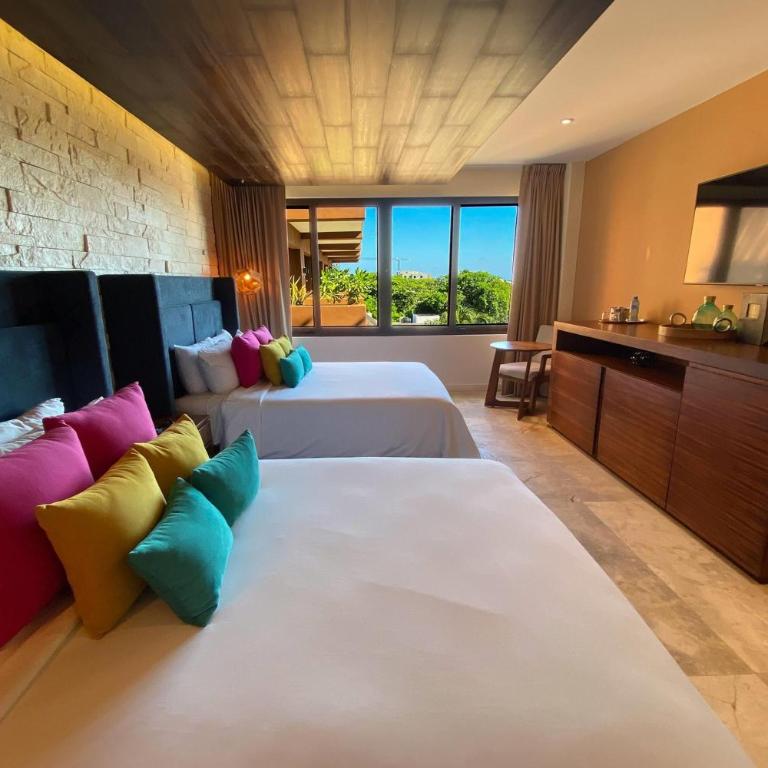 Esplendor by Wyndham Isla Mujeres All Inclusive - Junior Double Suite - Non-Smoking - 3