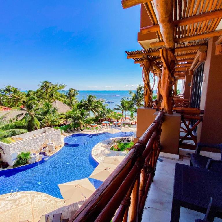 Esplendor by Wyndham Isla Mujeres All Inclusive - Junior Double Suite with Balcony - Non-Smoking - 5