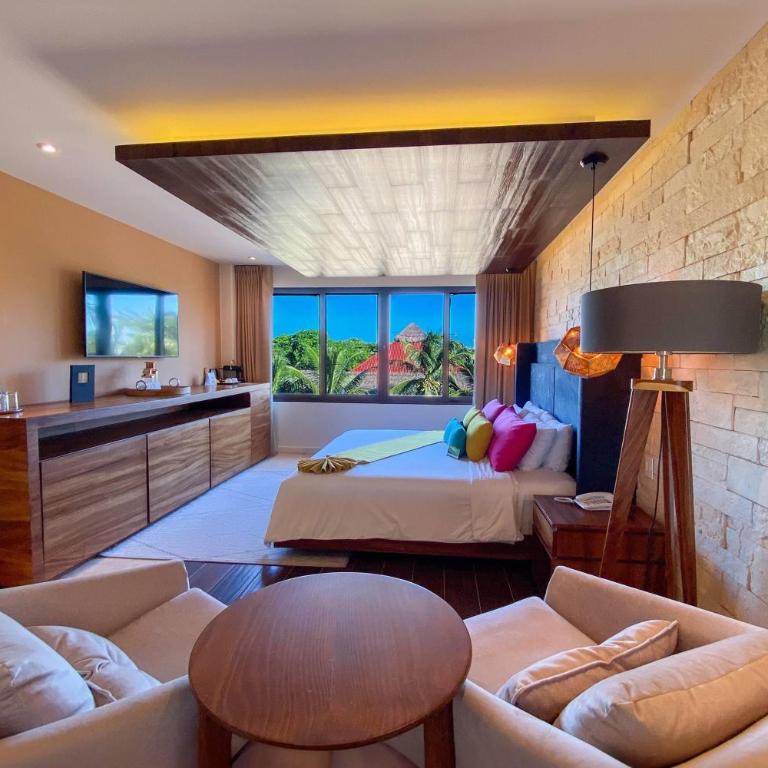 Esplendor by Wyndham Isla Mujeres All Inclusive - Deluxe King Suite with Ocean View - Non-Smoking - 2