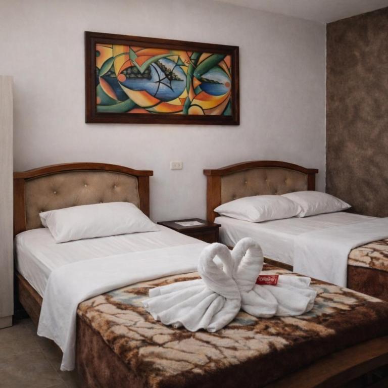 Hotel Restaurante El Madroño Chia - Habitación Triple - 1