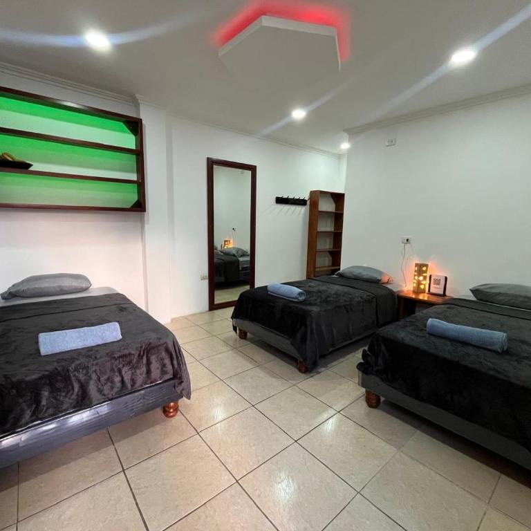 El Descanso de Nik - Two-Bedroom Apartment - 5
