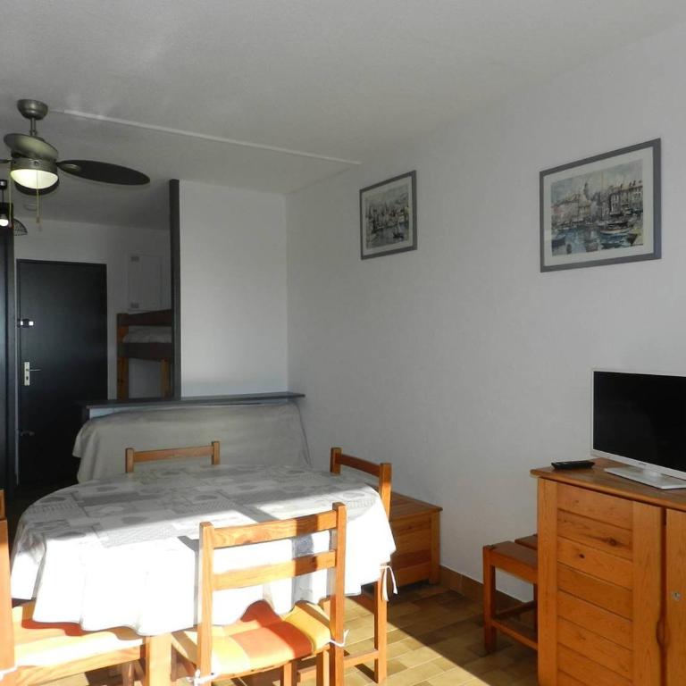 Appartement 2 pièces avec piscine et plage à Bormes-les-Mimosas - FR-1-251-885 - Apartment - 7