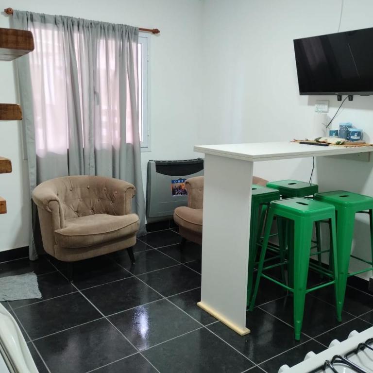 M&M Cipolletti - Apartamento - 2 niveles - 12