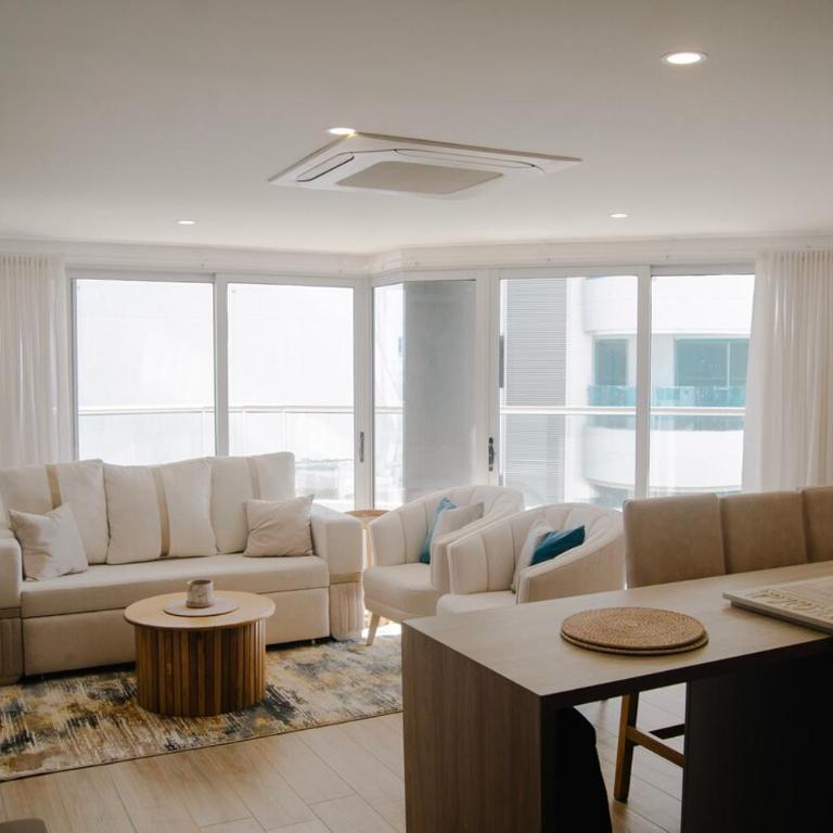 Amplio apartamento con vista al mar - Apartamento de 2 dormitorios - 24