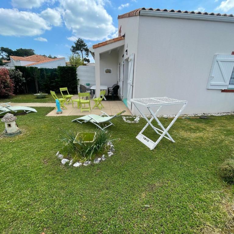 Maison vacances avec piscine, proche plage - La Tranche-sur-Mer - FR-1-22-383 - Casa - 4