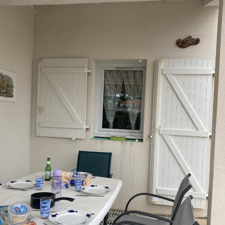Maison vacances avec piscine, proche plage - La Tranche-sur-Mer - FR-1-22-383 - Casa - 10